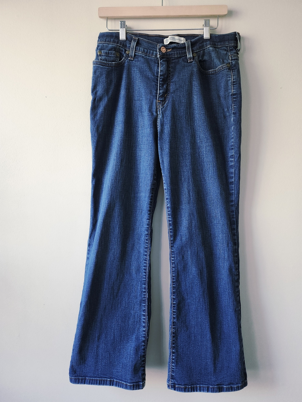 Levi's 512 Perfectly Slimming Bootcut Blue Jeans